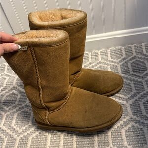 BearPaw Tan Shearling Boots
